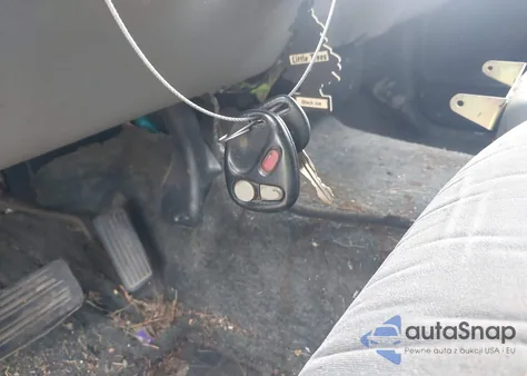 2001 Chevrolet Tahoe Ls from USA, damaged, VIN 1GNEK13TX1J123691